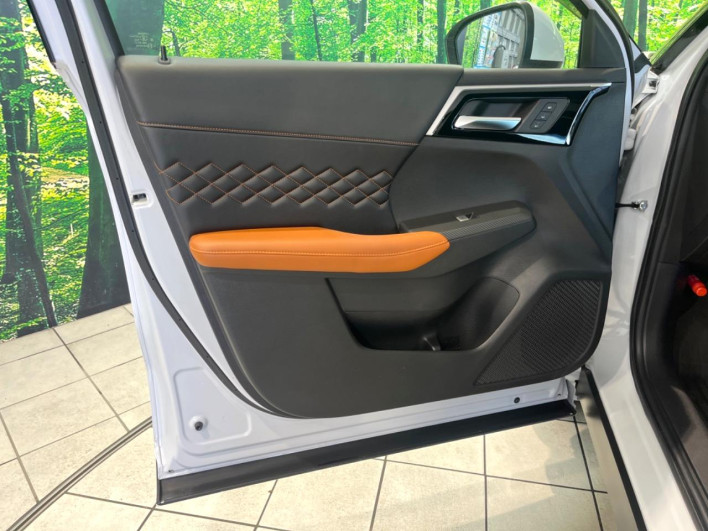 2022 Mitsubishi OUTLANDER PHEV 5LA-GN0W (UW-69f066c2bc4af)[16]