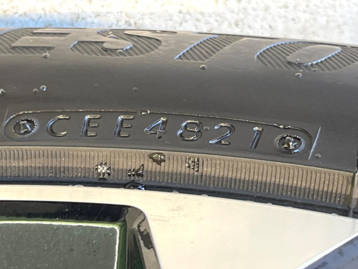 2022 Mitsubishi OUTLANDER PHEV 5LA-GN0W (UW-69f066c2bc4af)[19]