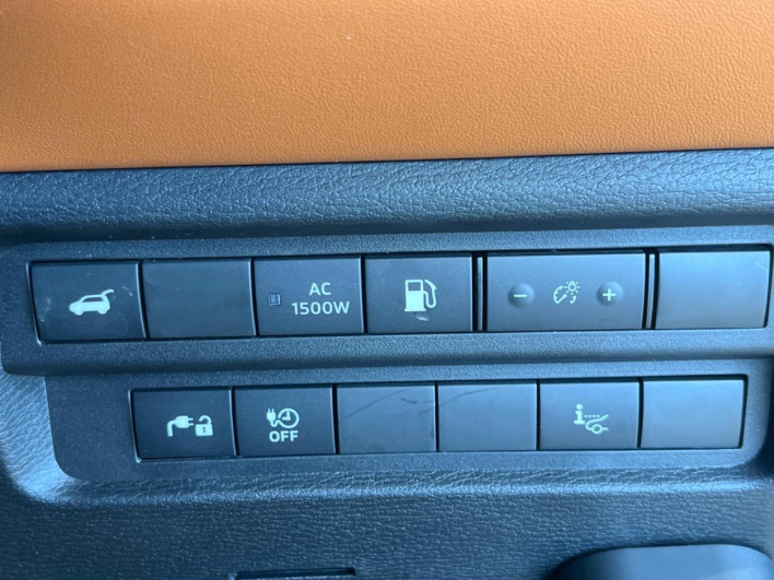 2022 Mitsubishi OUTLANDER PHEV 5LA-GN0W (UW-69f066c2bc4af)[29]