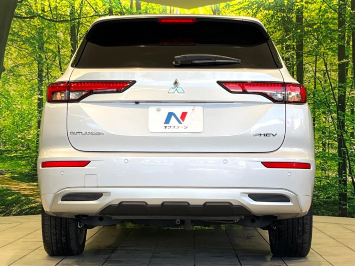 2022 Mitsubishi OUTLANDER PHEV 5LA-GN0W (UW-69f066c2bc4af)[9]