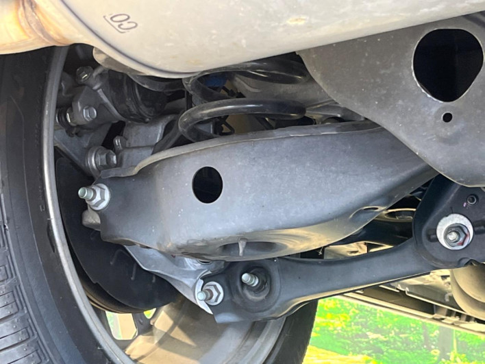 2022 Mitsubishi OUTLANDER PHEV 5LA-GN0W (UW-69f066c2bc4af)[24]