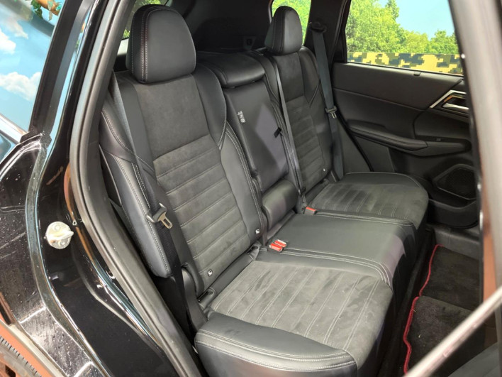 2023 Mitsubishi OUTLANDER PHEV 5LA-GN0W (UW-69f066c333f6e)[10]