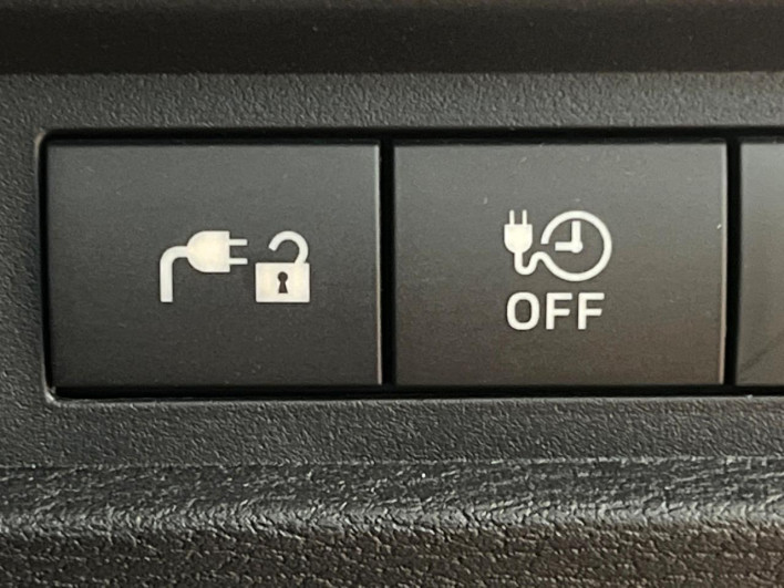 2023 Mitsubishi OUTLANDER PHEV 5LA-GN0W (UW-69f066c333f6e)[29]