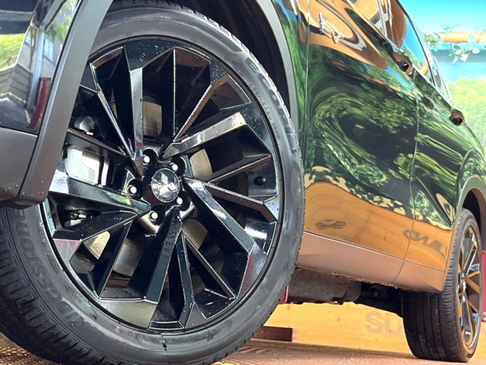 2023 Mitsubishi OUTLANDER PHEV 5LA-GN0W (UW-69f066c333f6e)[17]