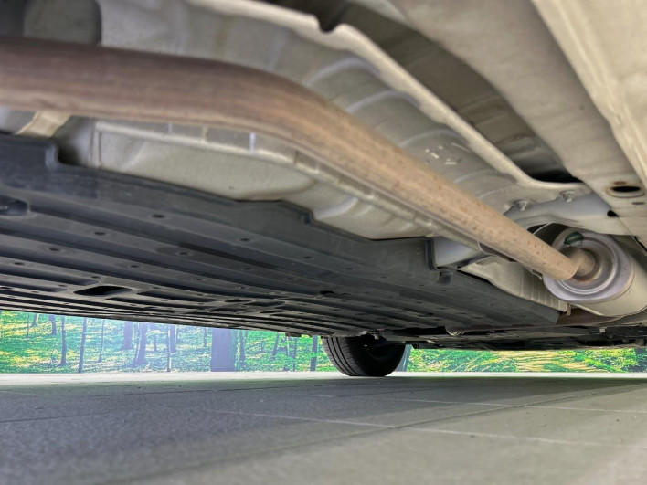 2015 Honda Fit Hybrid DAA-GP5 (UW-69f066c4a9d42)[24]