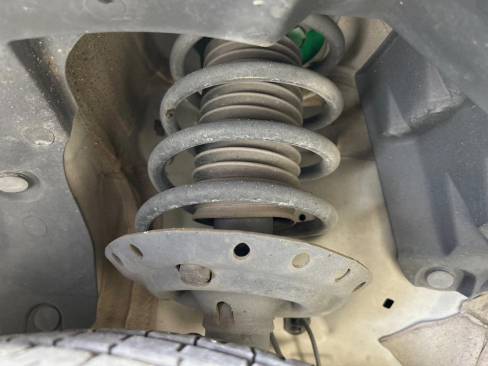 2015 Honda Fit Hybrid DAA-GP5 (UW-69f066c4a9d42)[11]