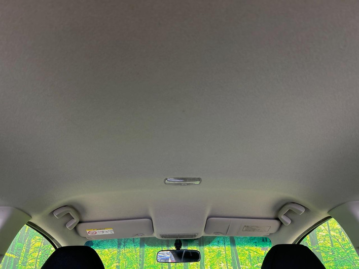 2015 Honda Fit Hybrid DAA-GP5 (UW-69f066c4a9d42)[19]