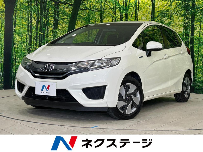2015 Honda Fit Hybrid DAA-GP5 (UW-69f066c4a9d42)[3]