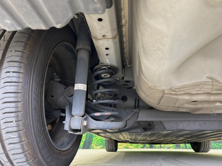 2015 Honda Fit Hybrid DAA-GP5 (UW-69f066c4a9d42)[23]