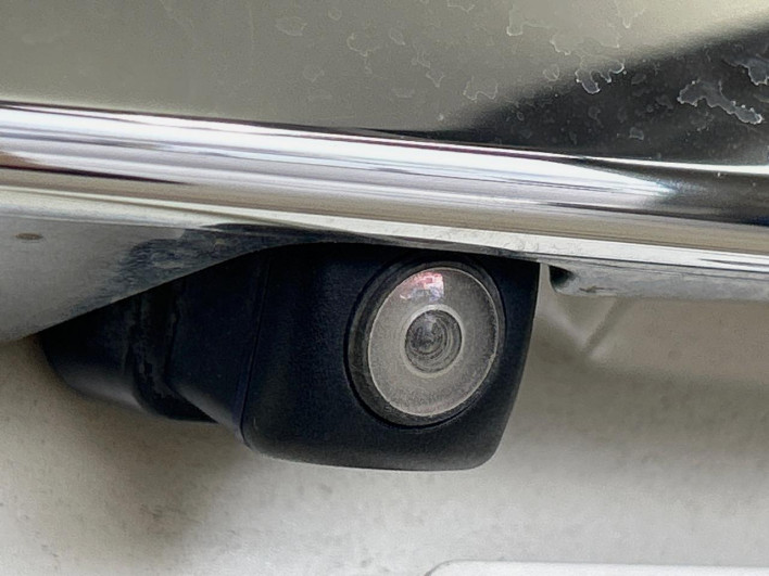 2015 Honda Fit Hybrid DAA-GP5 (UW-69f066c4a9d42)[17]