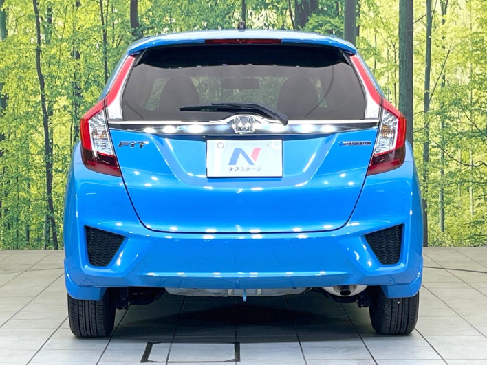 2014 Honda Fit Hybrid DAA-GP5 (UW-69f066c4dd764)[24]