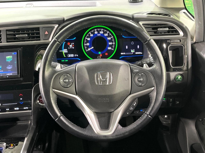 2016 Honda SHUTTLE DAA-GP7 (UW-69f066c55c190)[28]