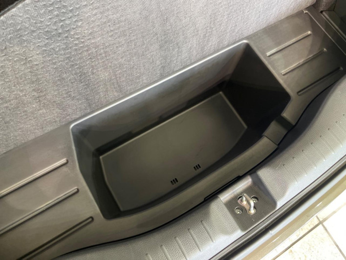 2020 Honda Fit 6AA-GR3 (UW-69f066c6e174f)[18]