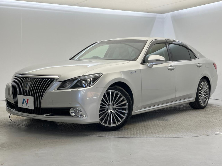 2014 Toyota Crown Majesta DAA-GWS214 (UW-69f066ceab1ba)[0]
