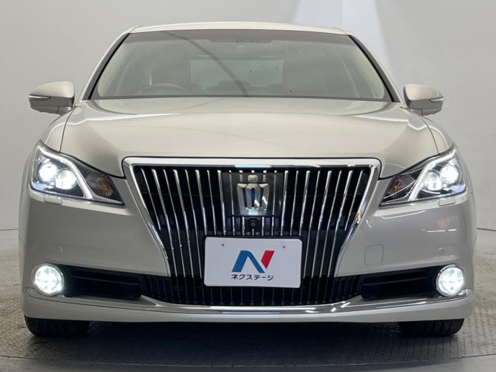2014 Toyota Crown Majesta DAA-GWS214 (UW-69f066ceab1ba)[8]