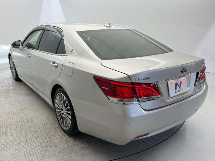 2014 Toyota Crown Majesta DAA-GWS214 (UW-69f066ceab1ba)[26]