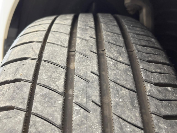 2014 Toyota Crown Majesta DAA-GWS214 (UW-69f066ceab1ba)[5]