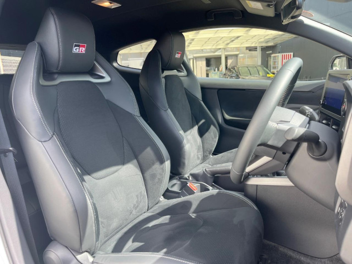 2025 Toyota GR YARIS 4BA-GXPA16 (UW-69f066cf80f2c)[26]