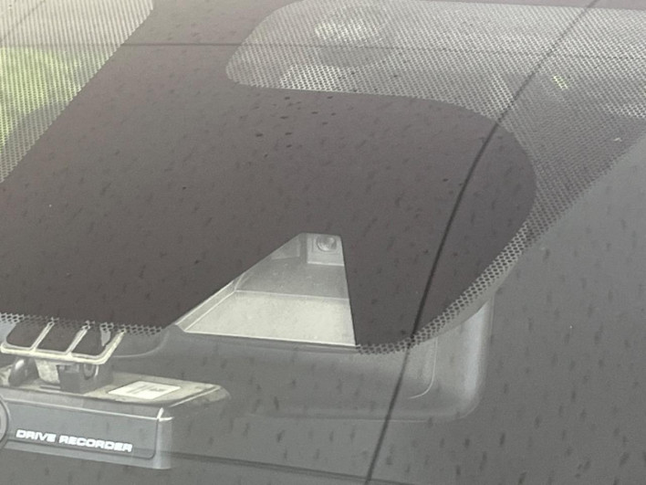 2016 Nissan Note DAA-HE12 (UW-69f066d308226)[4]