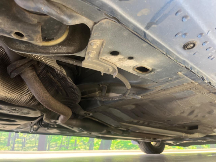 2016 Nissan Note DAA-HE12 (UW-69f066d308226)[25]