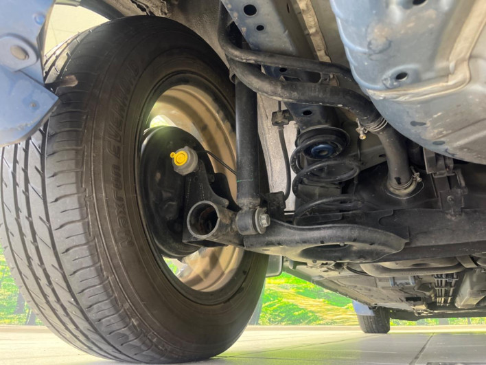 2016 Nissan Note DAA-HE12 (UW-69f066d308226)[24]