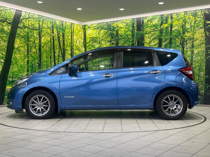 2016 Nissan Note DAA-HE12 (UW-69f066d308226)[22]