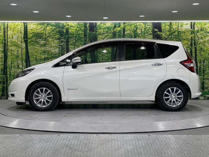 2017 Nissan Note DAA-HE12 (UW-69f066d3614bb)[19]