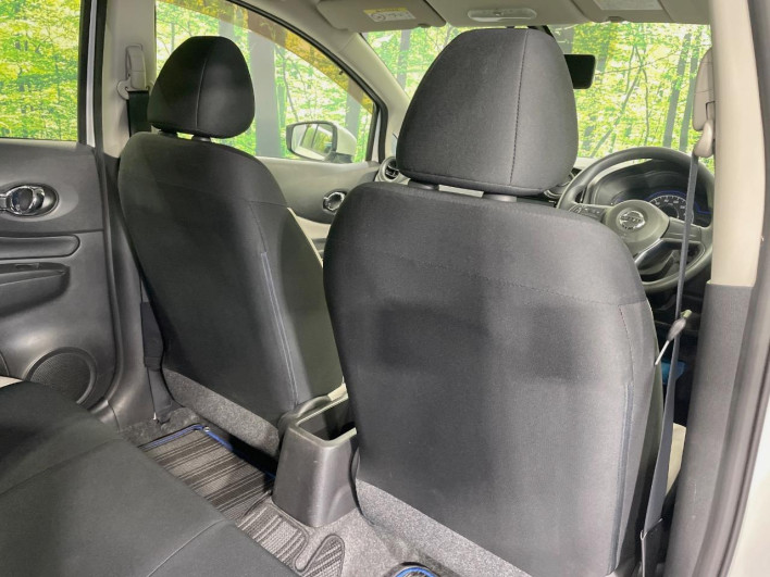 2017 Nissan Note DAA-HE12 (UW-69f066d3614bb)[28]