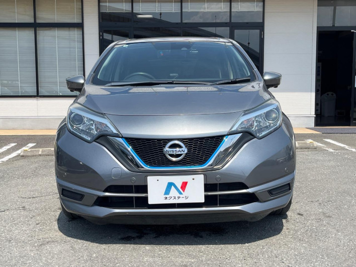2017 Nissan Note DAA-HE12 (UW-69f066d3e7abb)[5]