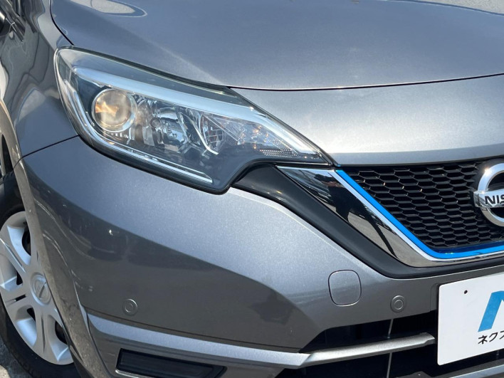 2017 Nissan Note DAA-HE12 (UW-69f066d3e7abb)[8]