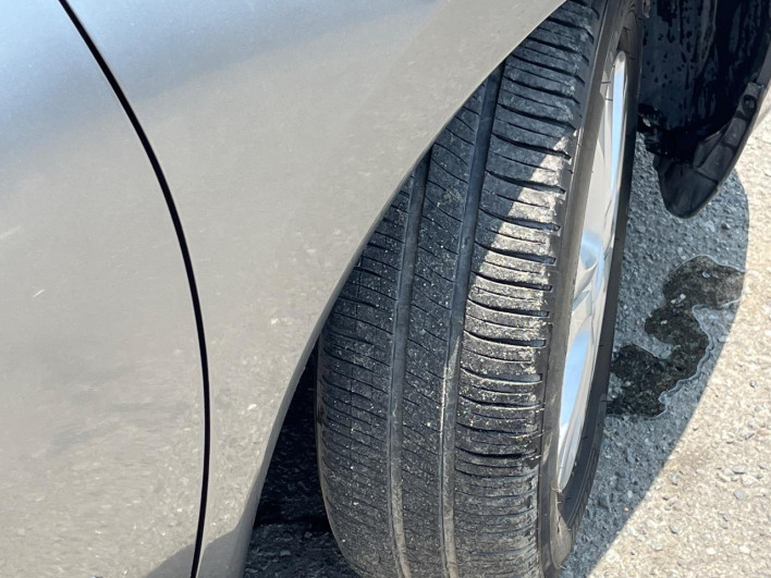 2017 Nissan Note DAA-HE12 (UW-69f066d3e7abb)[11]