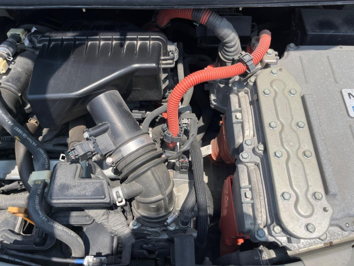 2017 Nissan Note DAA-HE12 (UW-69f066d3e7abb)[7]