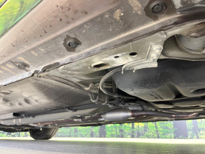 2017 Nissan Note DAA-HE12 (UW-69f066d4a4849)[11]