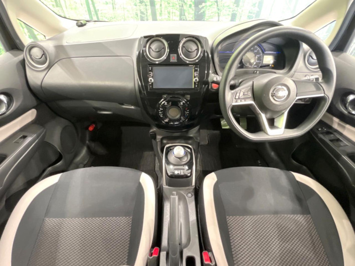 2017 Nissan Note DAA-HE12 (UW-69f066d4a4849)[21]