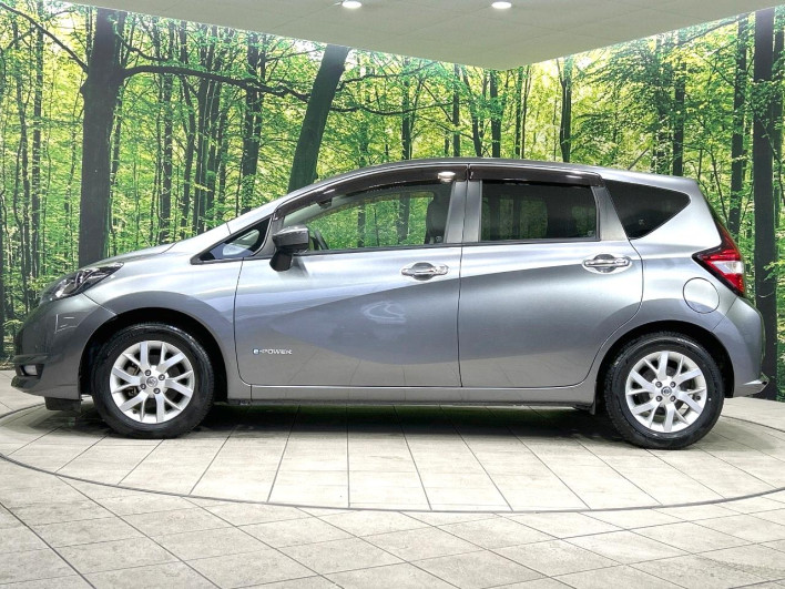 2017 Nissan Note DAA-HE12 (UW-69f066d547a22)[25]