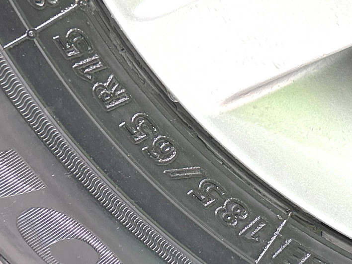 2017 Nissan Note DAA-HE12 (UW-69f066d547a22)[15]