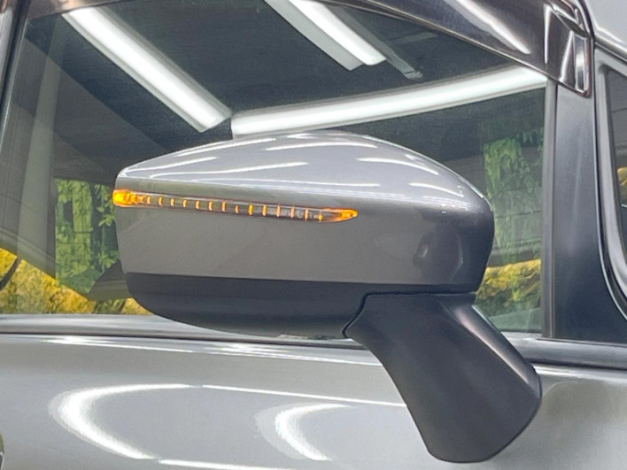 2017 Nissan Note DAA-HE12 (UW-69f066d56a679)[6]