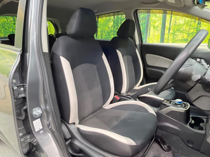 2017 Nissan Note DAA-HE12 (UW-69f066d56a679)[18]