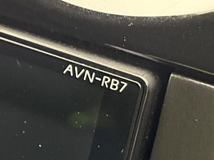 2018 Nissan Note DAA-HE12 (UW-69f066d5e2cce)[24]