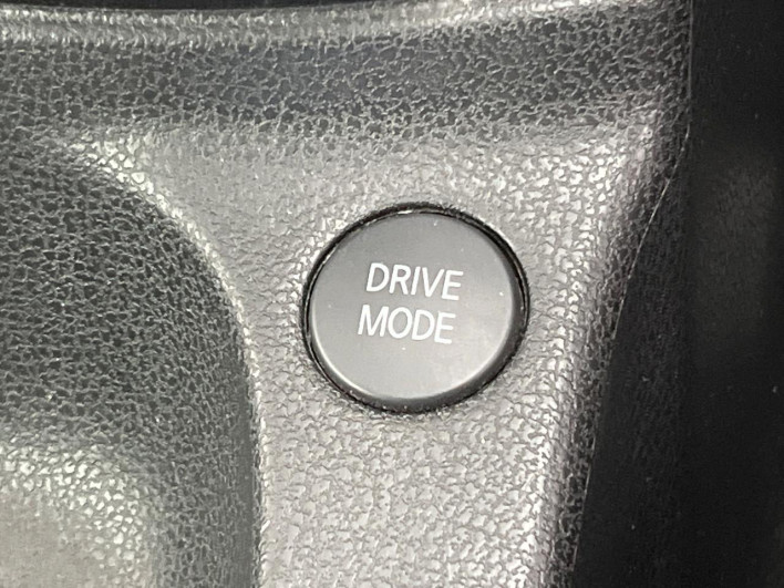 2019 Nissan Note DAA-HE12 (UW-69f066d6e4f0c)[21]