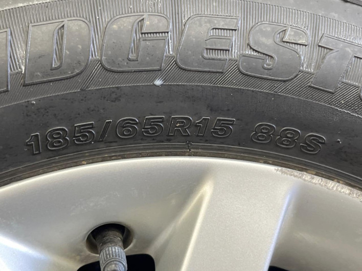 2019 Nissan Note DAA-HE12 (UW-69f066d6e4f0c)[10]