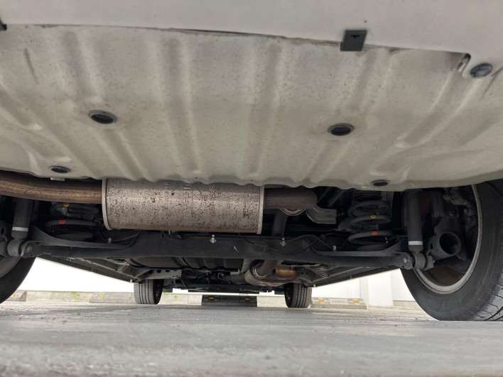 2015 Nissan Serena DAA-HFC26 (UW-69f066d99b4f8)[8]