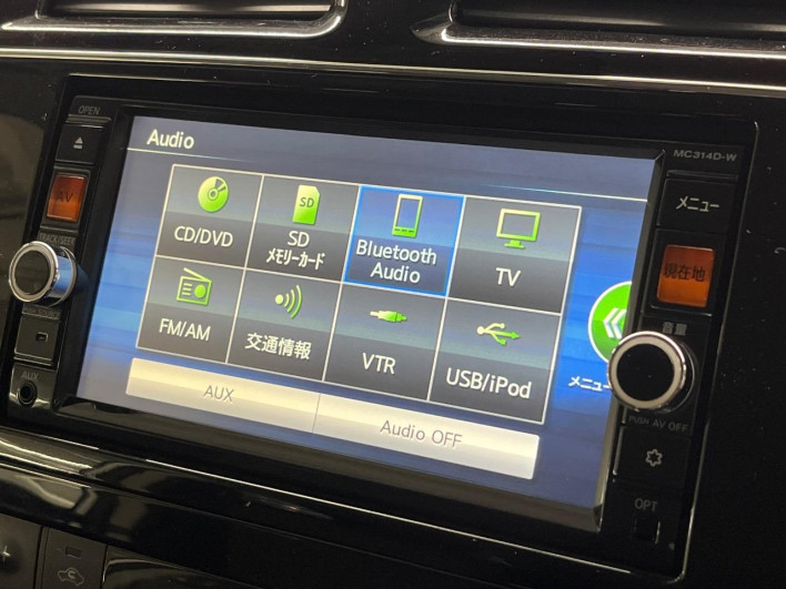 2015 Nissan Serena DAA-HFC26 (UW-69f066d99b4f8)[27]