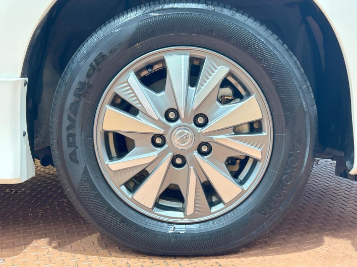 2018 Nissan Serena DAA-HFC27 (UW-69f066db2b858)[19]