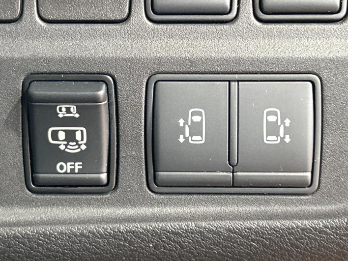 2018 Nissan Serena DAA-HFC27 (UW-69f066db2b858)[24]