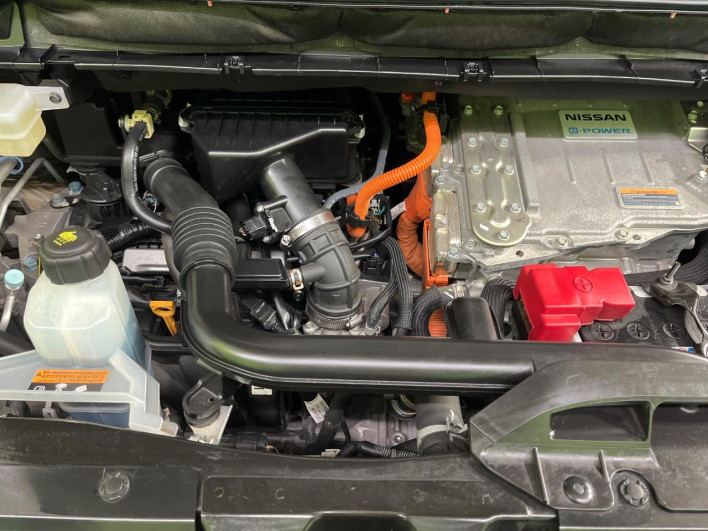 2021 Nissan Serena 6AA-HFC27 (UW-69f066db5c71f)[4]