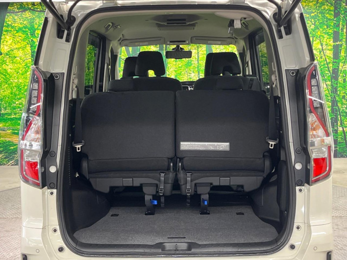 2021 Nissan Serena 6AA-HFC27 (UW-69f066dd541a3)[7]