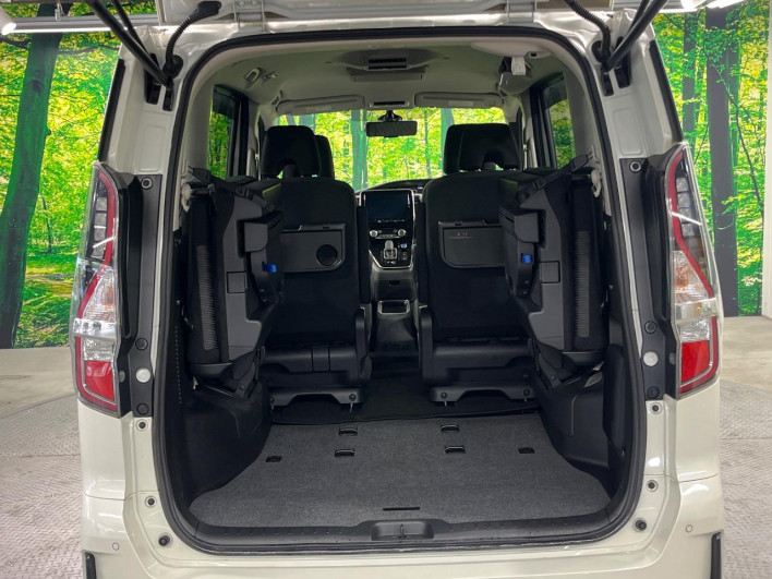 2021 Nissan Serena 6AA-HFC27 (UW-69f066dd541a3)[8]