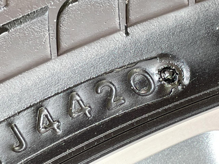 2014 Nissan Skyline DAA-HV37 (UW-69f066df3f49d)[22]