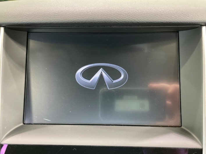 2014 Nissan Skyline DAA-HV37 (UW-69f066df3f49d)[5]